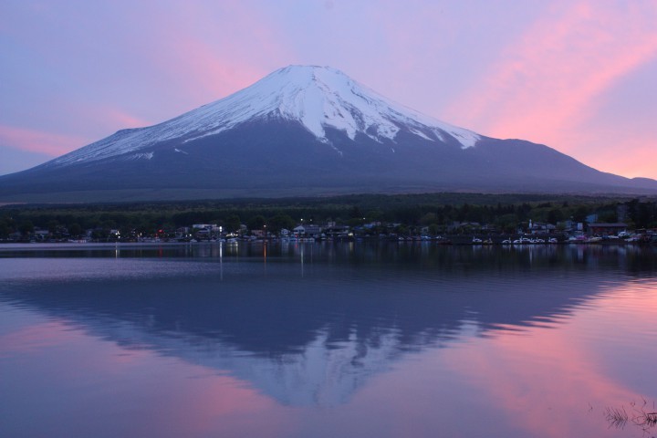 富士山に雪が降りました　☆富士山観光情報☆