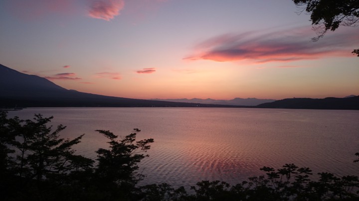 山中湖の夕焼けはきれいです