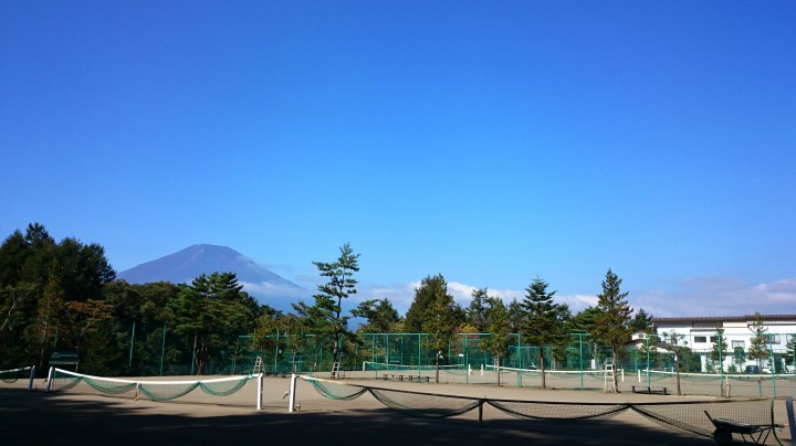 秋晴れの富士山