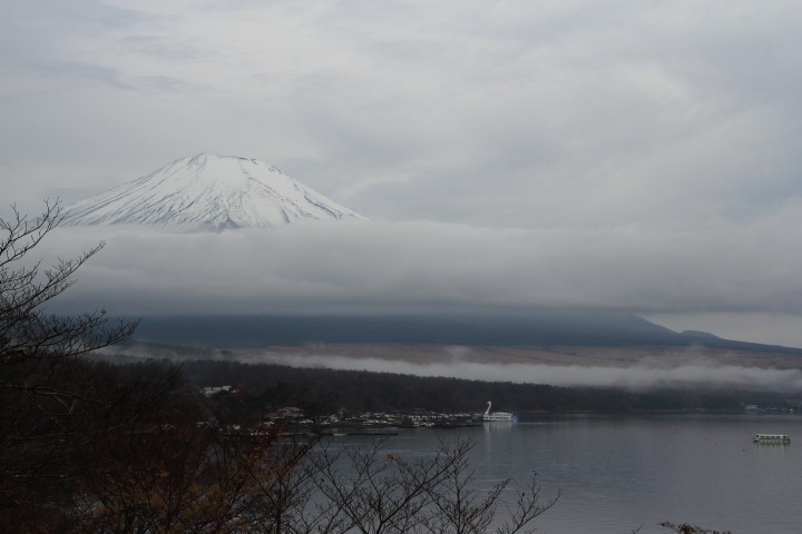 山中湖の絶景撮影ポイント「夕焼けの渚」から富士山を撮ってみました