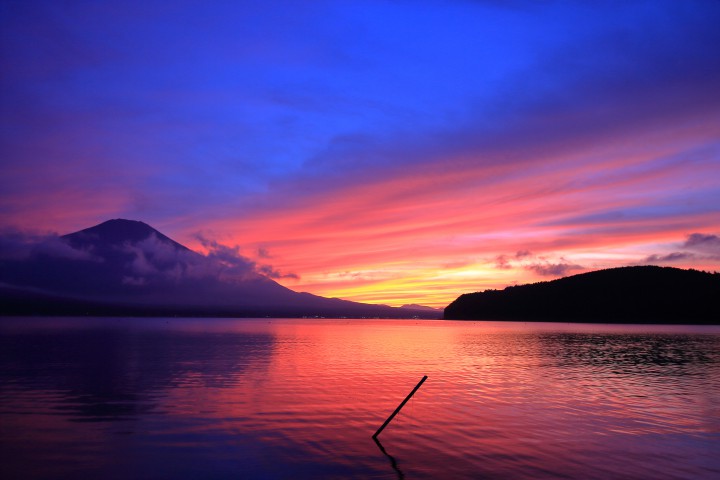 今日も富士山の夕焼けがすばらしい山中湖です。