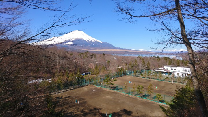 共立テニスロッヂ展望台からの富士山