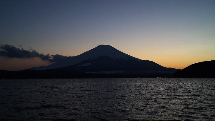 今日の富士山　〜山中湖情報　毎日更新〜